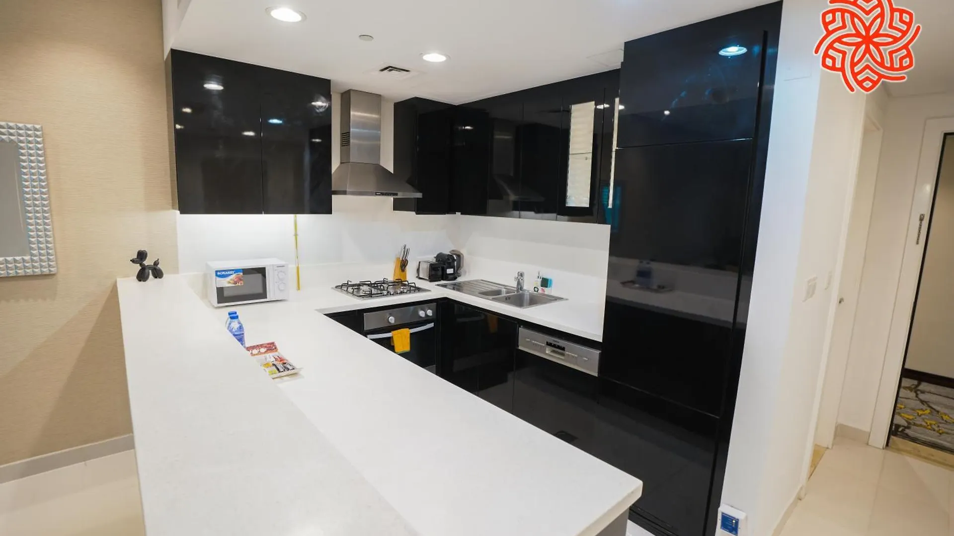 Alashrafia Saray- Classy 1Bdr Apartment In Canal Views Dubai 0*,  Forenede Arabiske Emirater